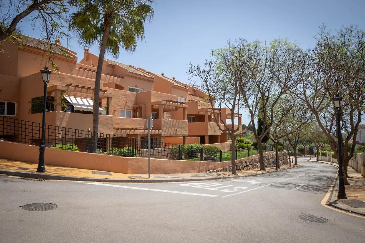 1 Marbella Beach Golf Apartamento 0*,