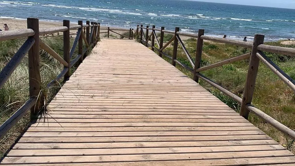 1 Marbella Beach Golf Apartment Spain