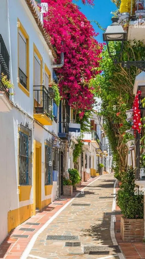 1 Marbella Beach Golf Apartment