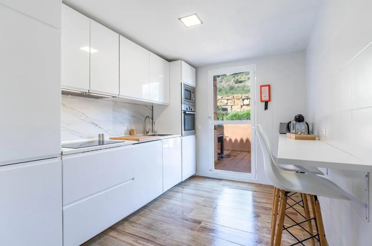 1 Marbella Beach Golf Apartment 0*,  Spain