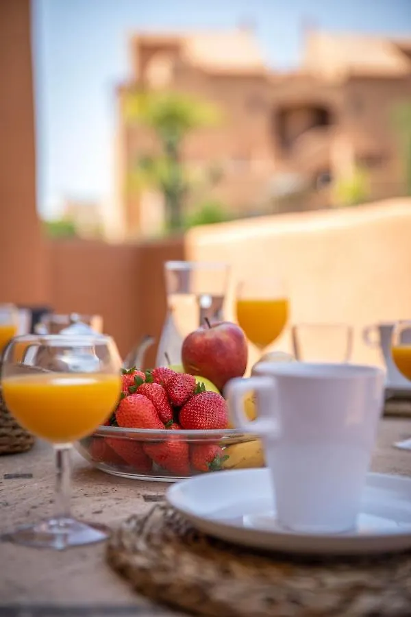1 Marbella Beach Golf Apartment