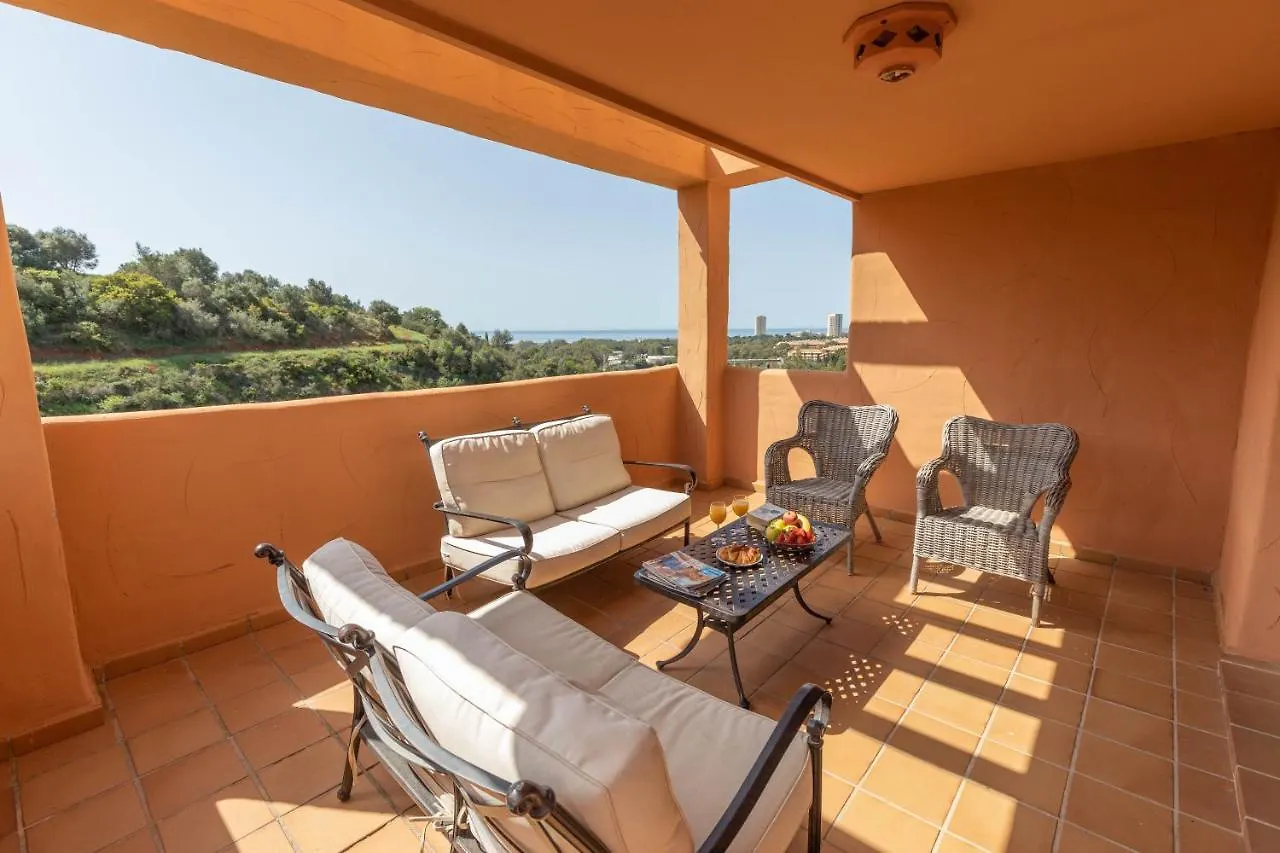 1 Marbella Beach Golf Apartment