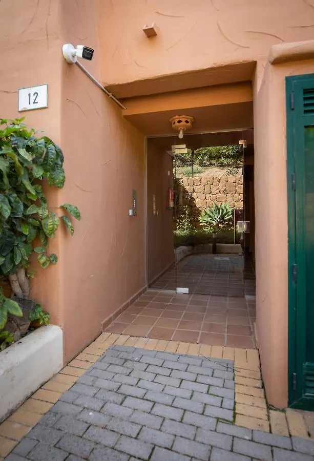 1 Marbella Beach Golf Apartment